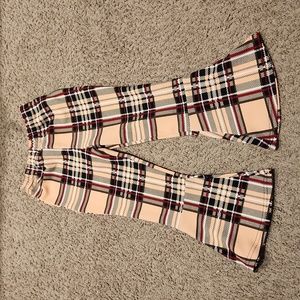Shein bell bottom plaid pants. Little girls. Size 7y. Worn once! Good condition!